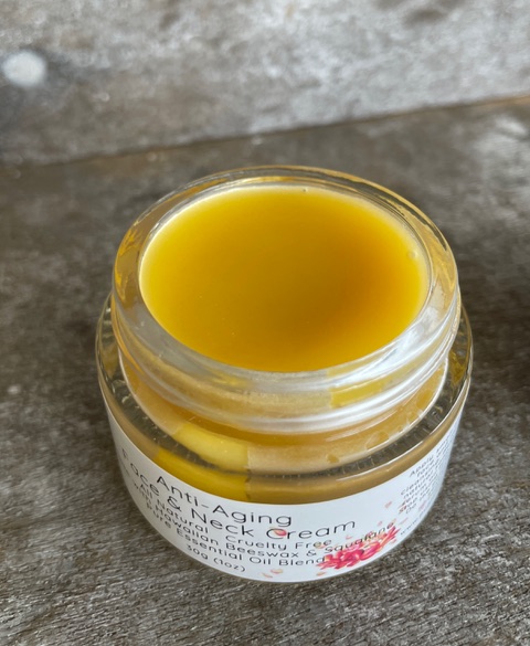 anti-aging-face-neck-cream04